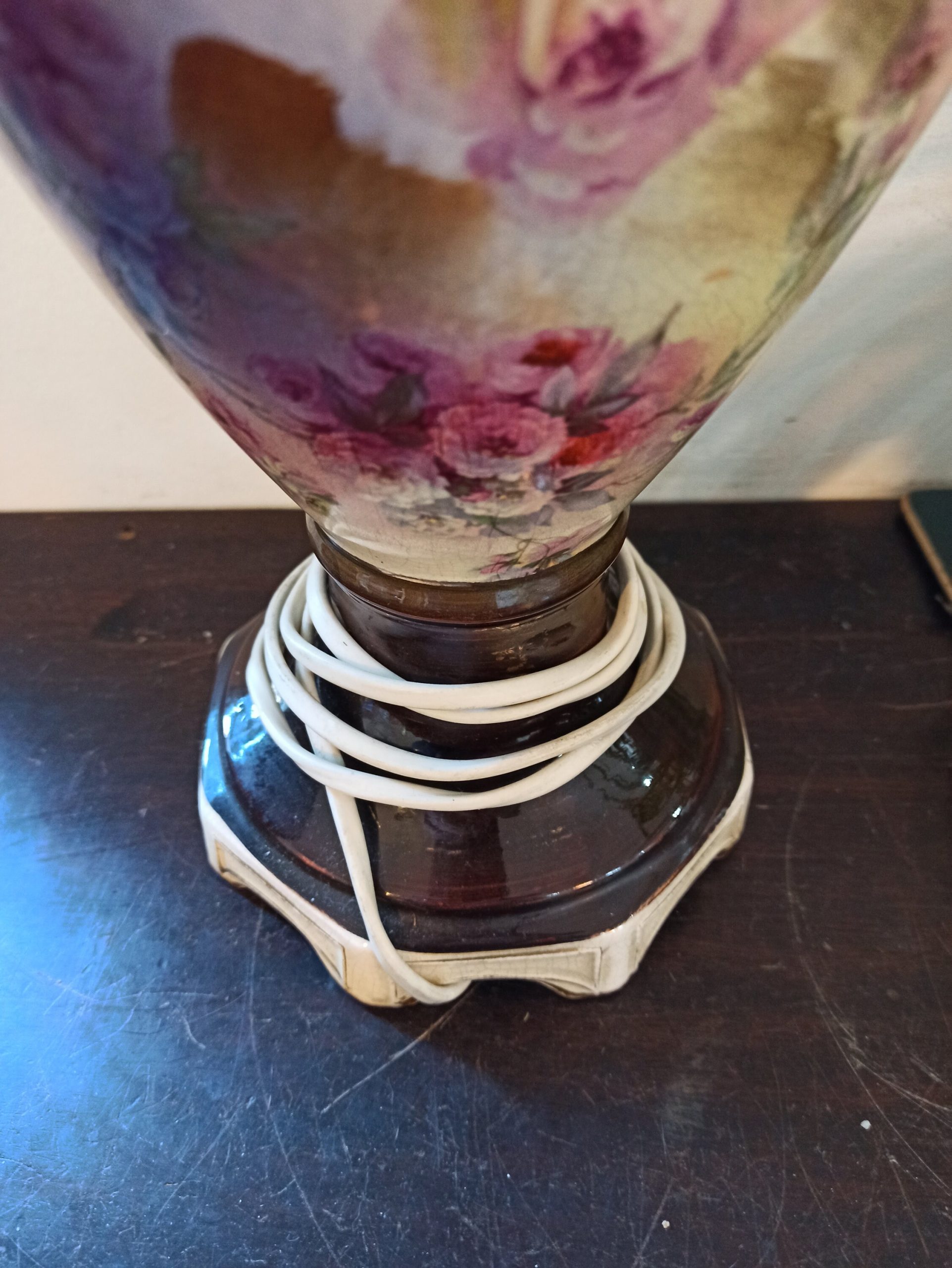 Tall Table Lamp In The Style of Royal Crown Derby. Good Condition PAT tested and Working. - Image 10