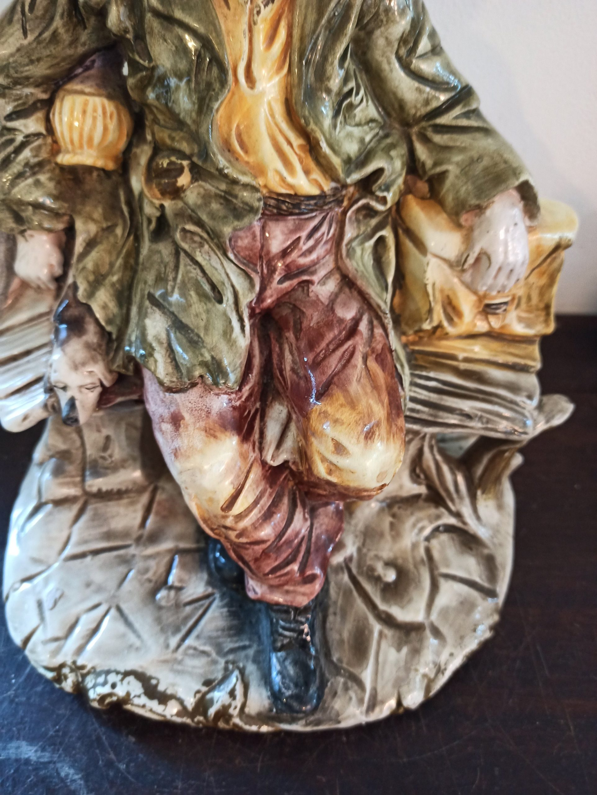 Capodimonte Tramp on Bench Ornament / Figurine. Good Overall Condition. - Image 3