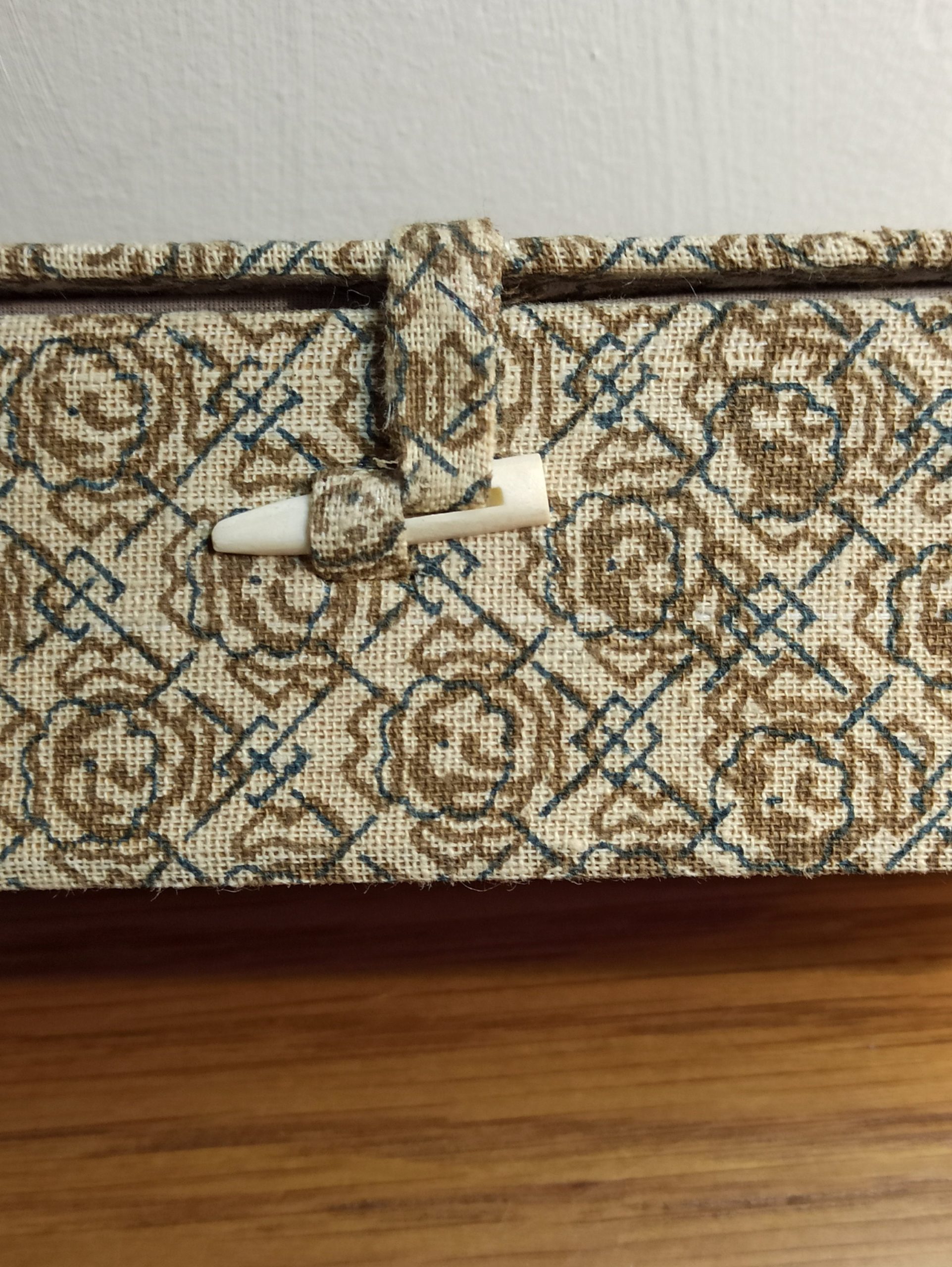 Chinese Water Dragon Seal. Boxed. Good Condition. - Image 3