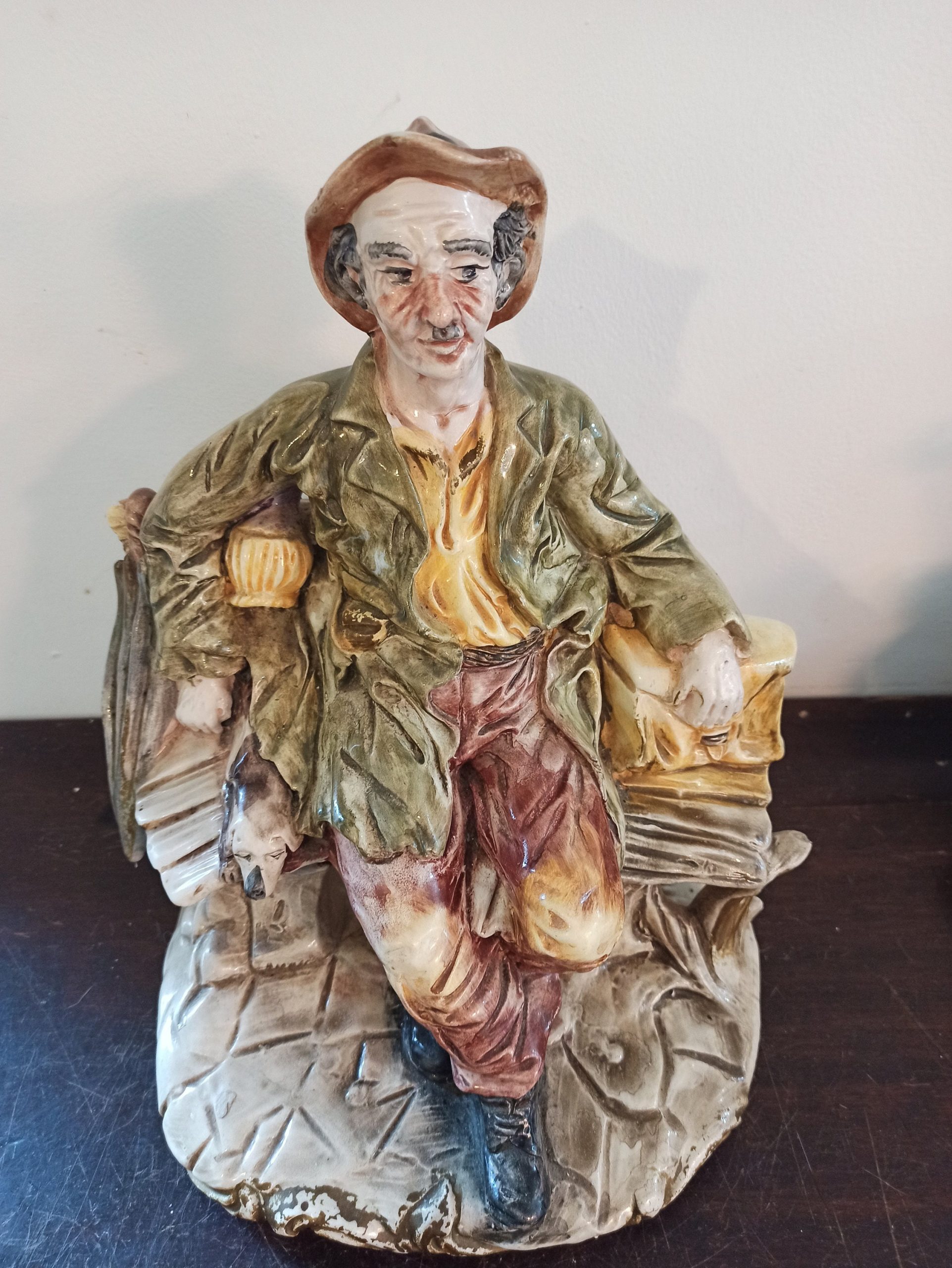 Capodimonte Tramp on Bench Ornament / Figurine. Good Overall Condition. - Image 2