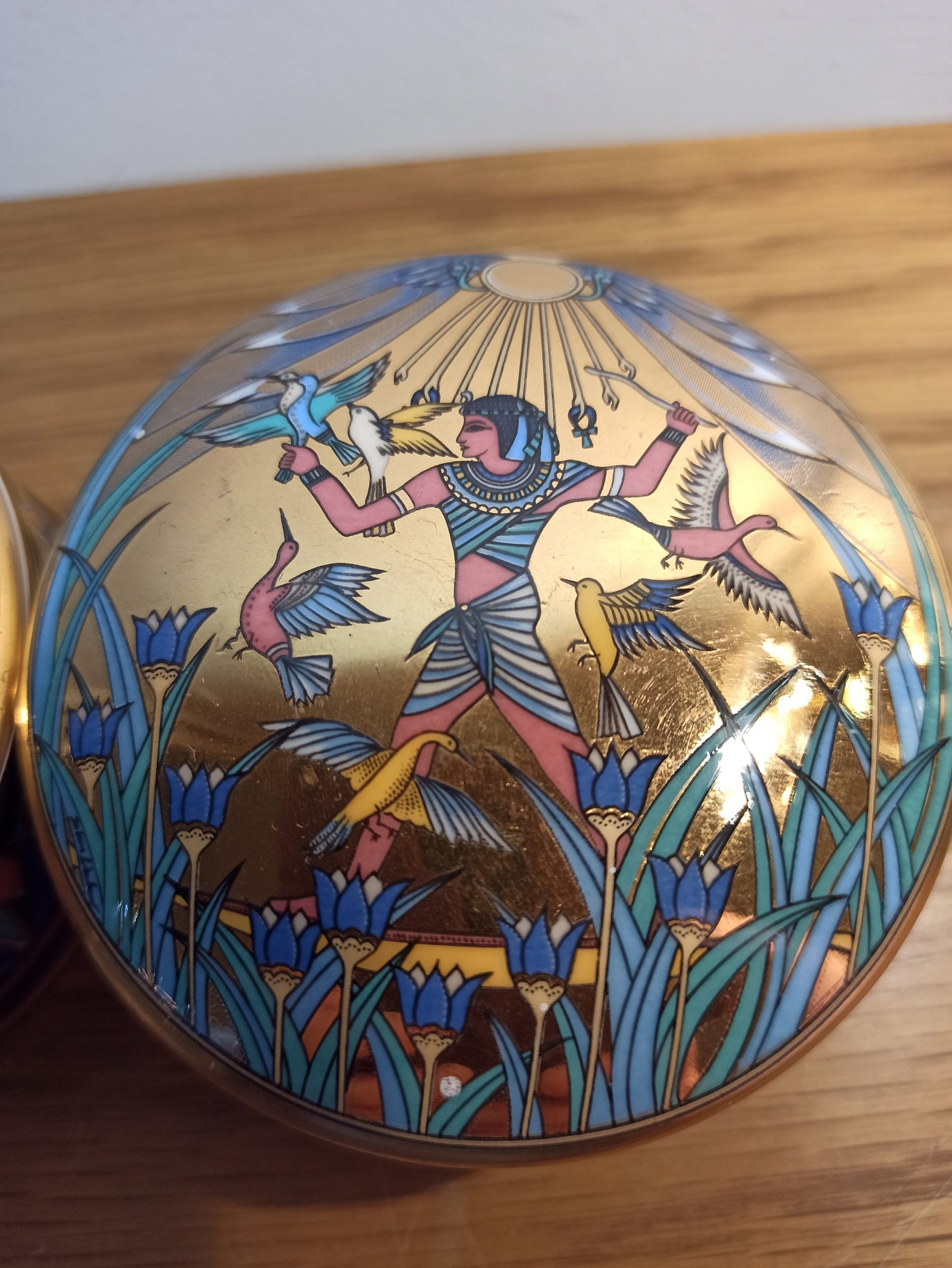 A Pair of 'Treasure of The Nile' Trinket Boxes. Excellent Condition. Tutankhamun. 1996. Compton and Woodhouse. - Image 3