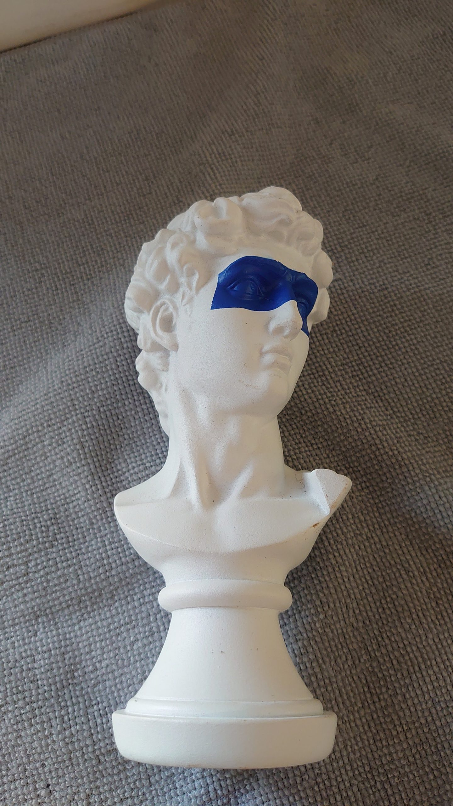 Handpainted Small Male Chalk Bust - With Blue Mask Detailing - Very Good Condition - Image 3