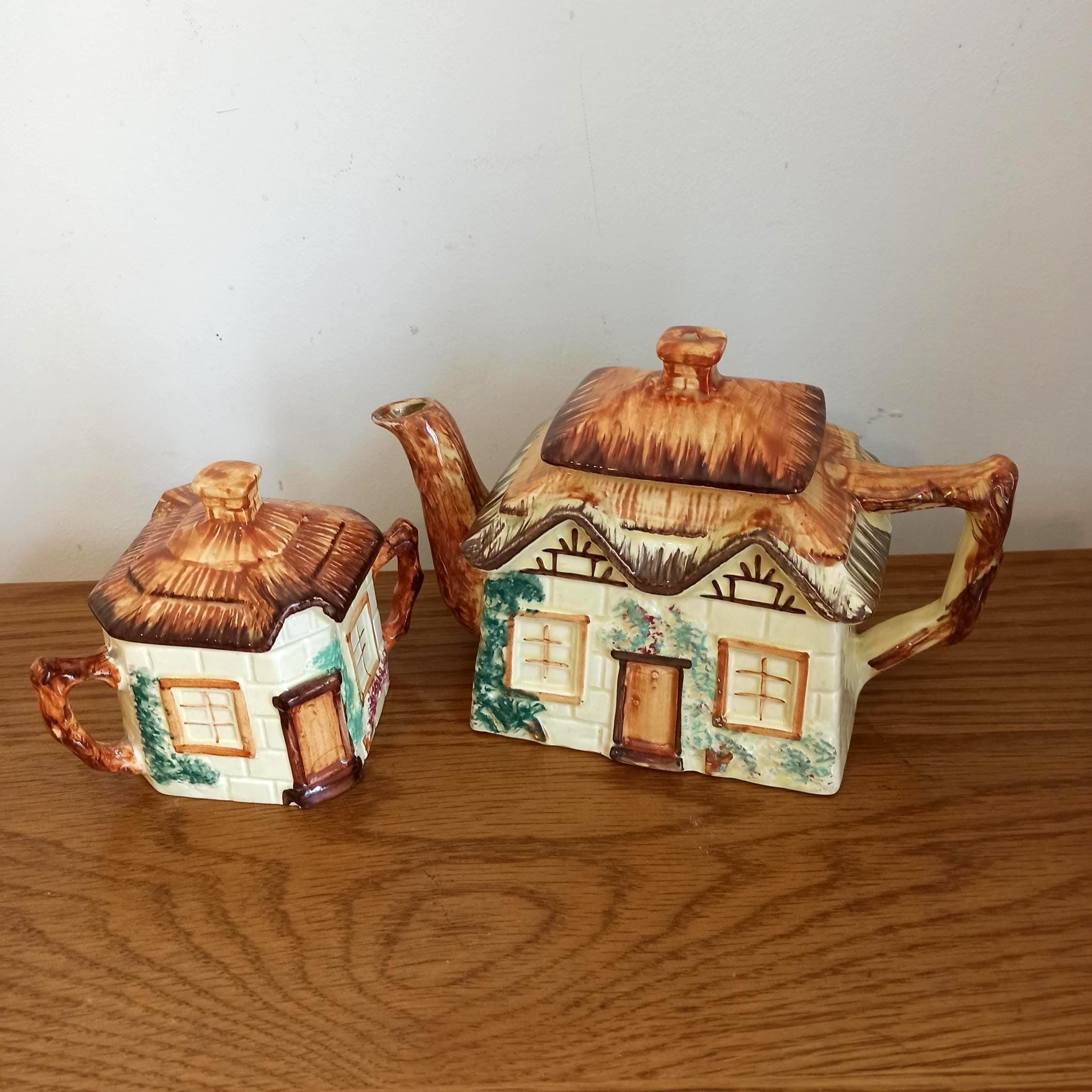Keele St. Pottery Teapot and Lidded Sugar Bowl.