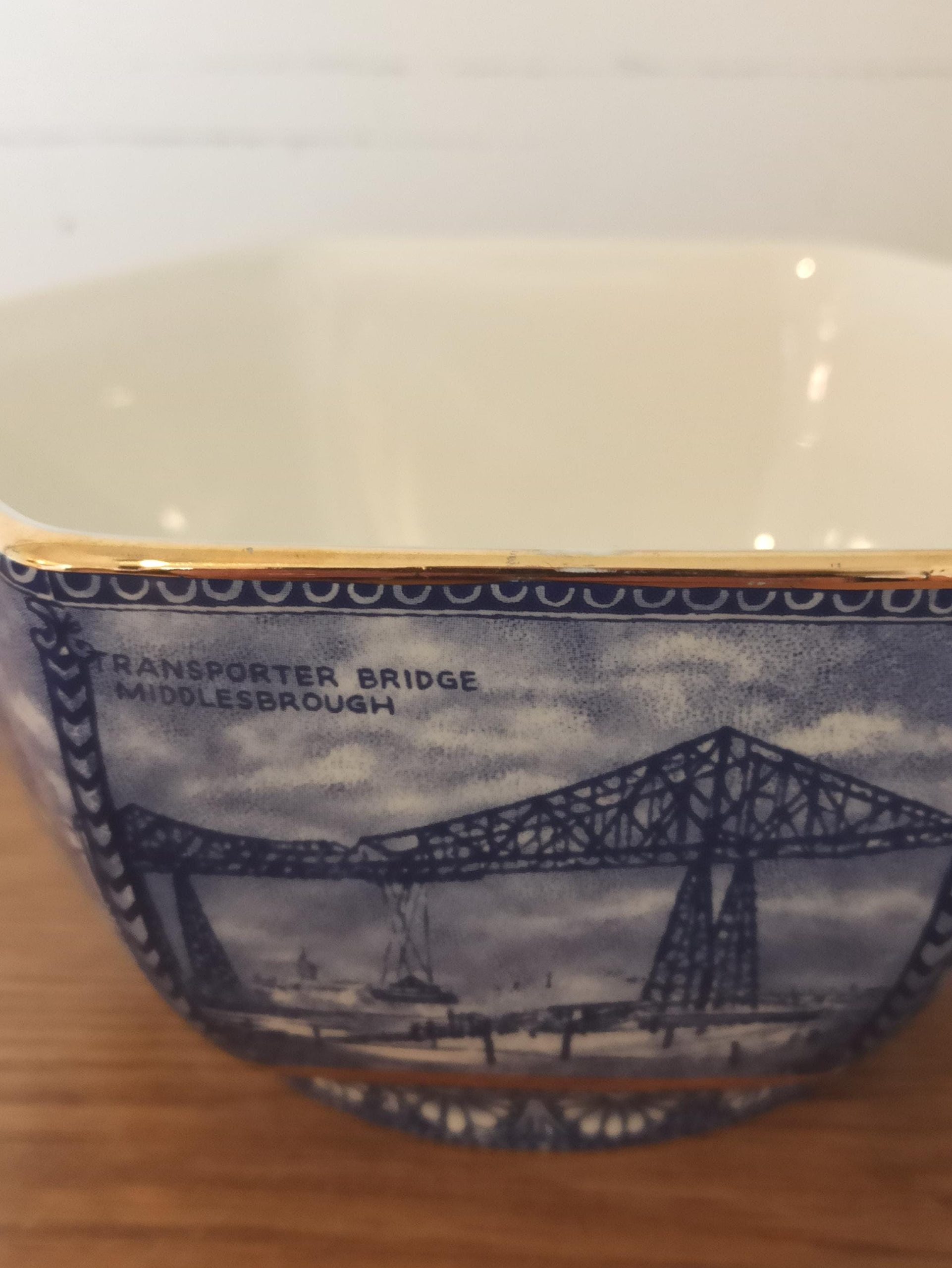 Rington's Fruit Bowl. Commissioned by Ringtons, Made By Wade. Very Good Condition. - Image 4