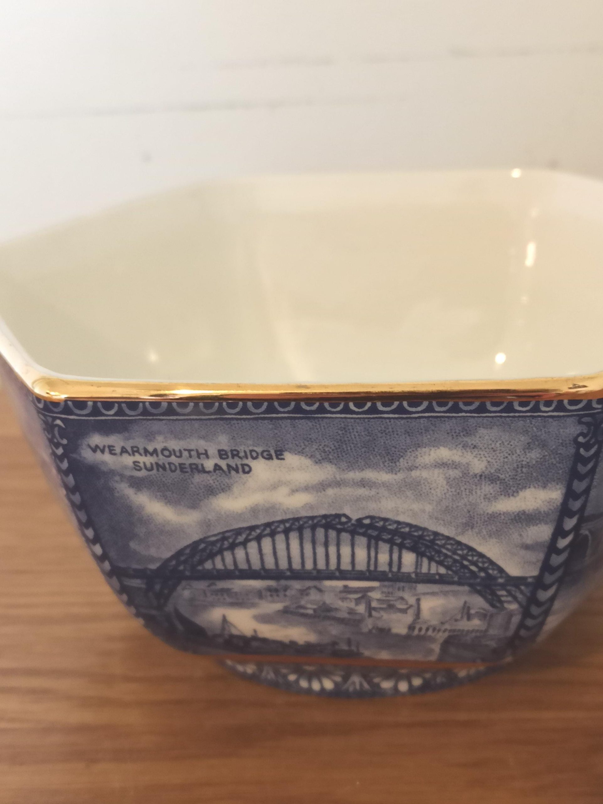 Rington's Fruit Bowl. Commissioned by Ringtons, Made By Wade. Very Good Condition. - Image 6