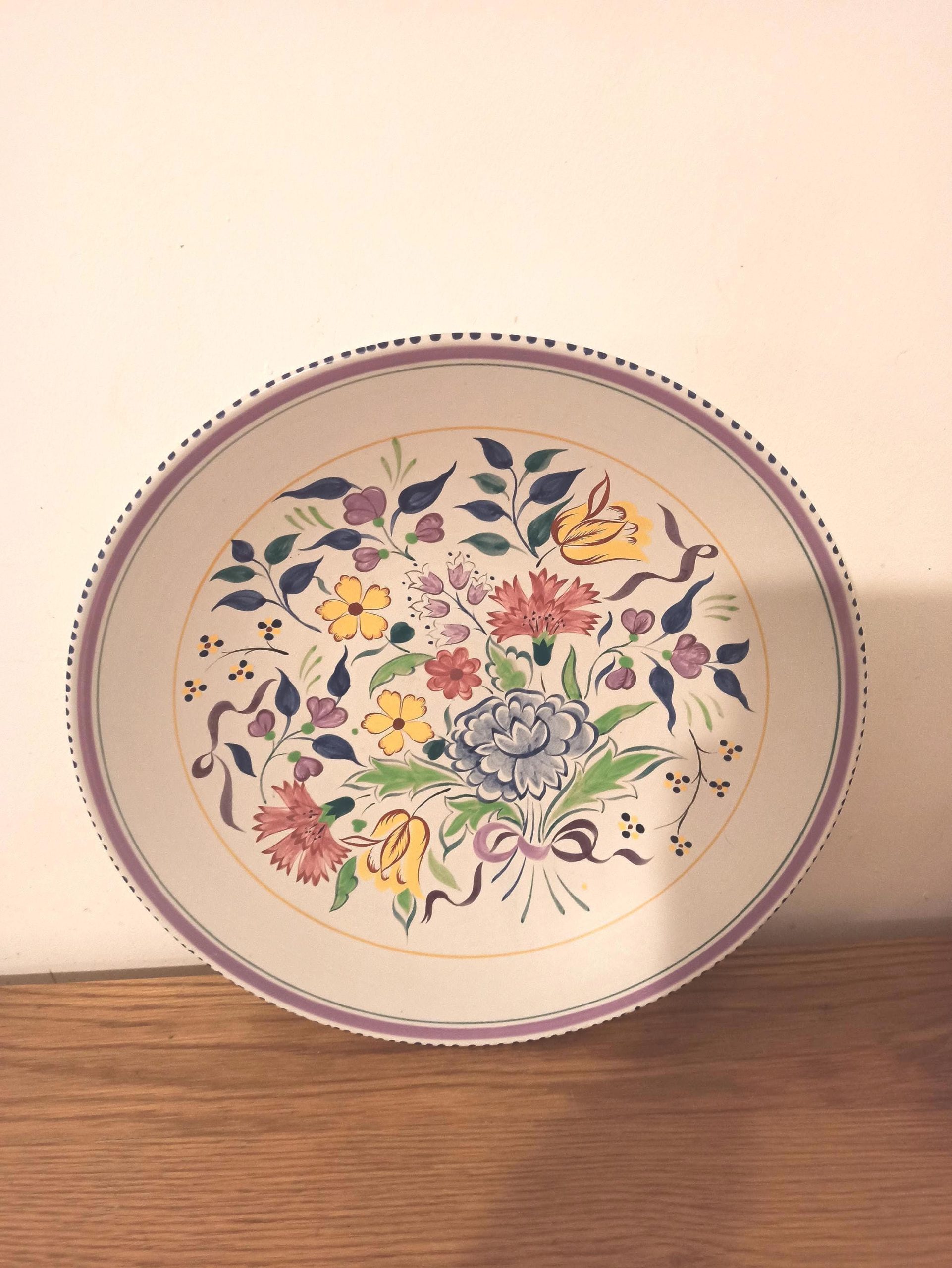 Vintage Poole Pottery Large Charger. 33cm wide. Very Good Condition.