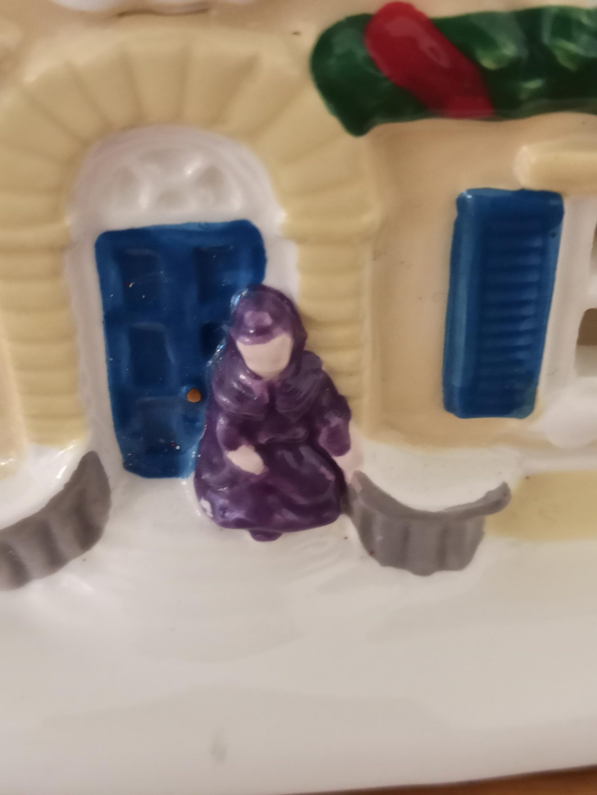Ringtons Christmas Decoration Tealight House. Vintage. Good Condition. - Image 9