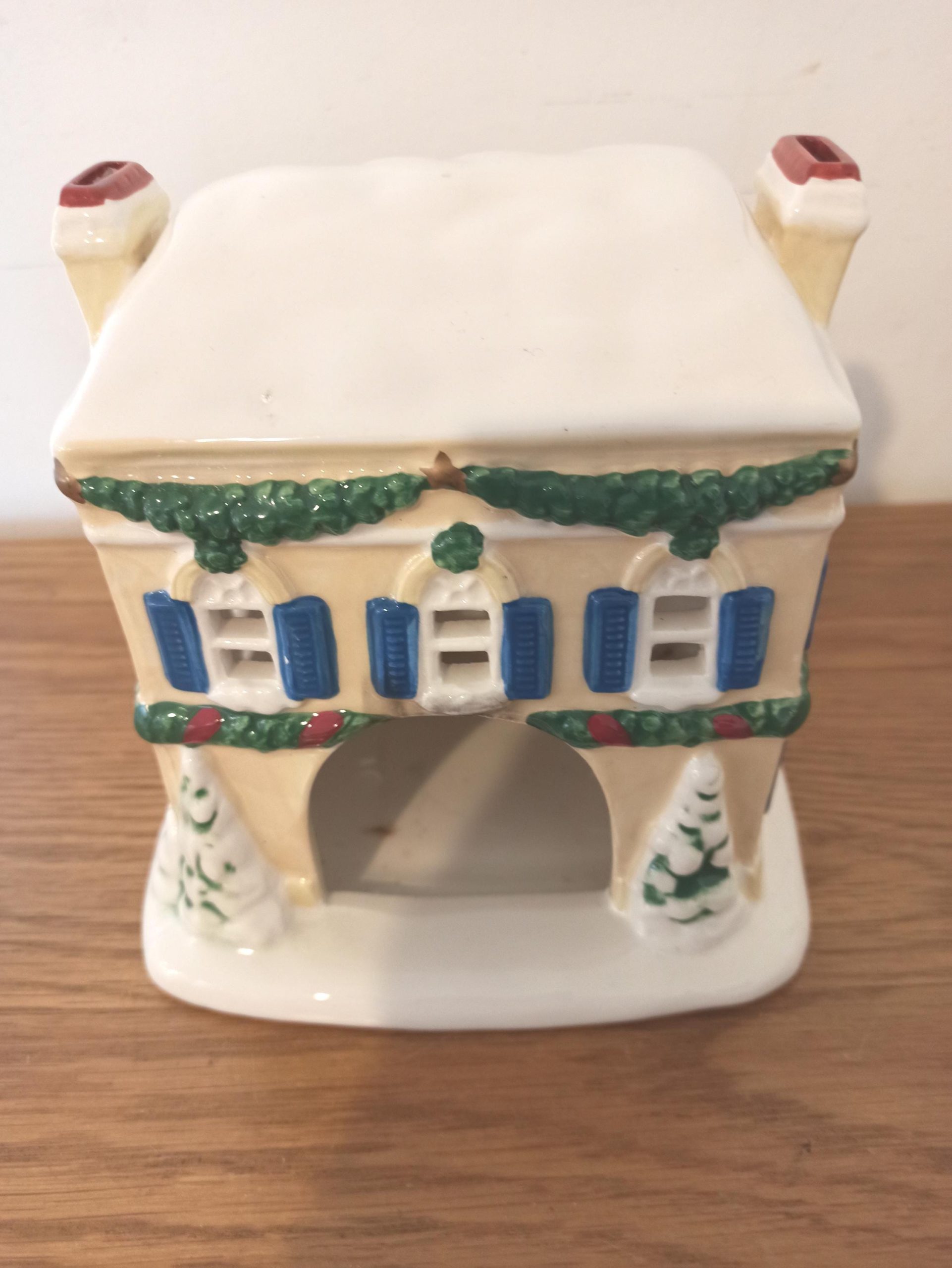 Ringtons Christmas Decoration Tealight House. Vintage. Good Condition. - Image 4