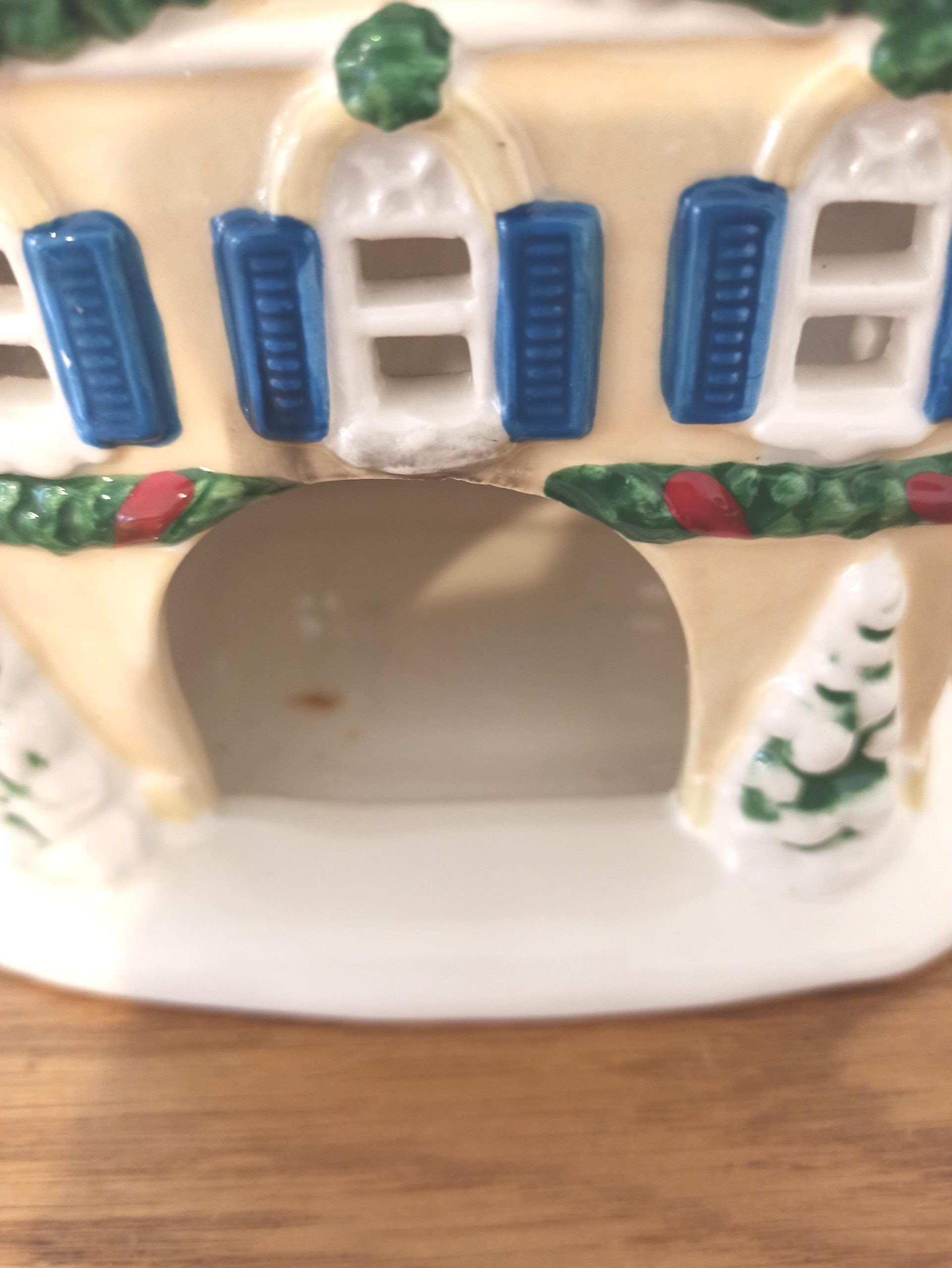 Ringtons Christmas Decoration Tealight House. Vintage. Good Condition. - Image 5