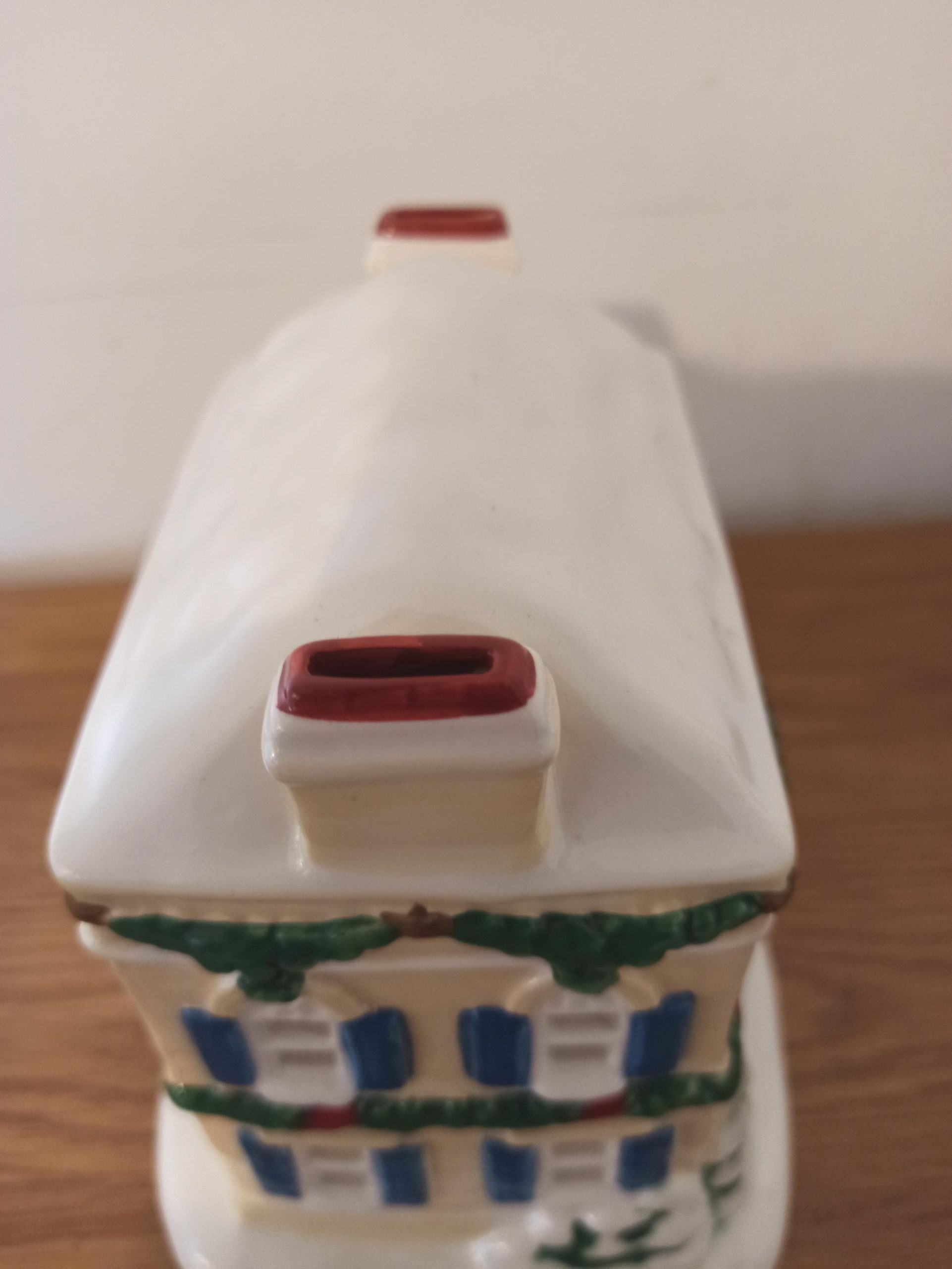 Ringtons Christmas Decoration Tealight House. Vintage. Good Condition. - Image 7