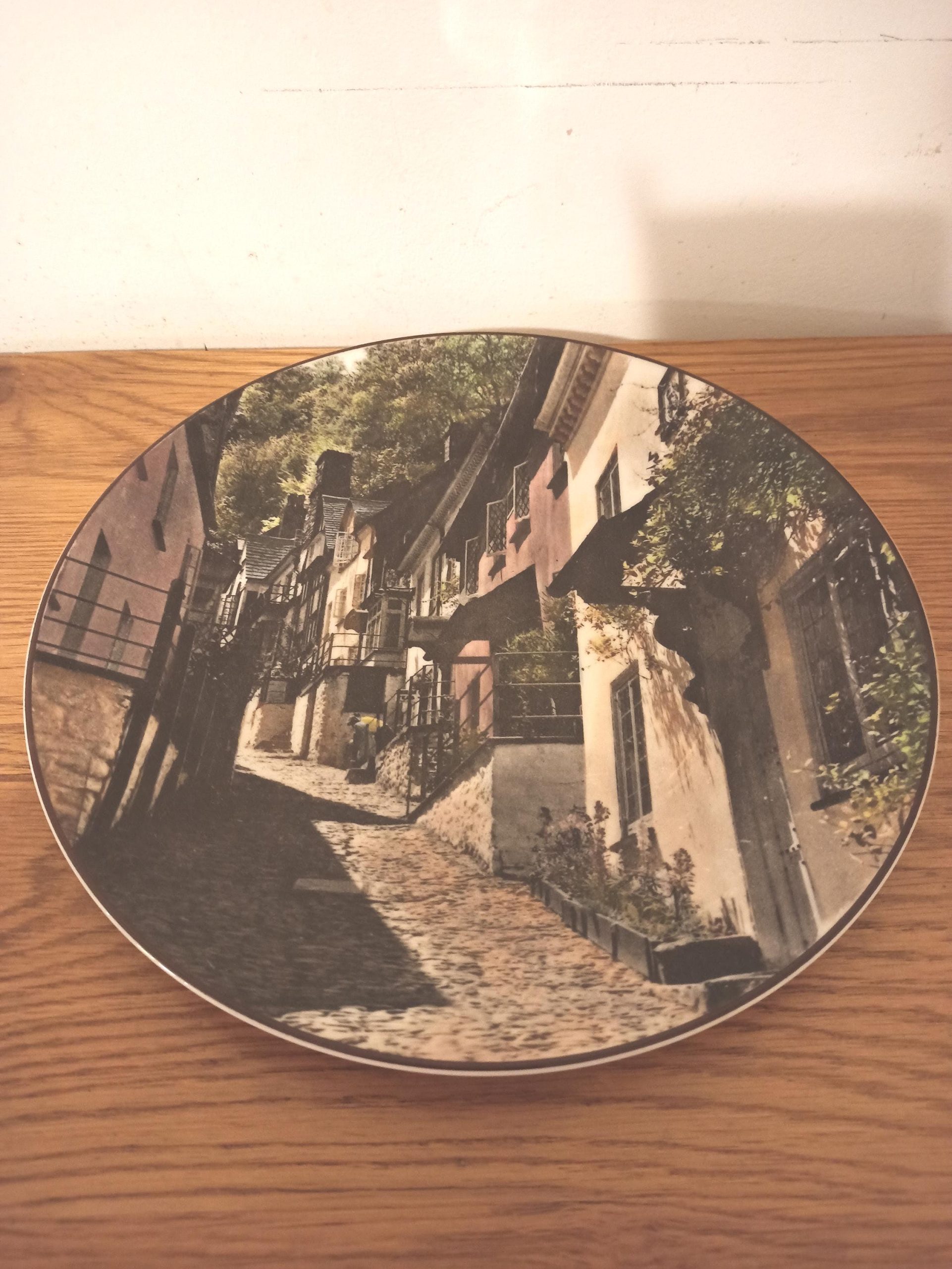 Royal Doulton Display Plates / Cabinet Plates. Collectors. Good Condition. - Image 3
