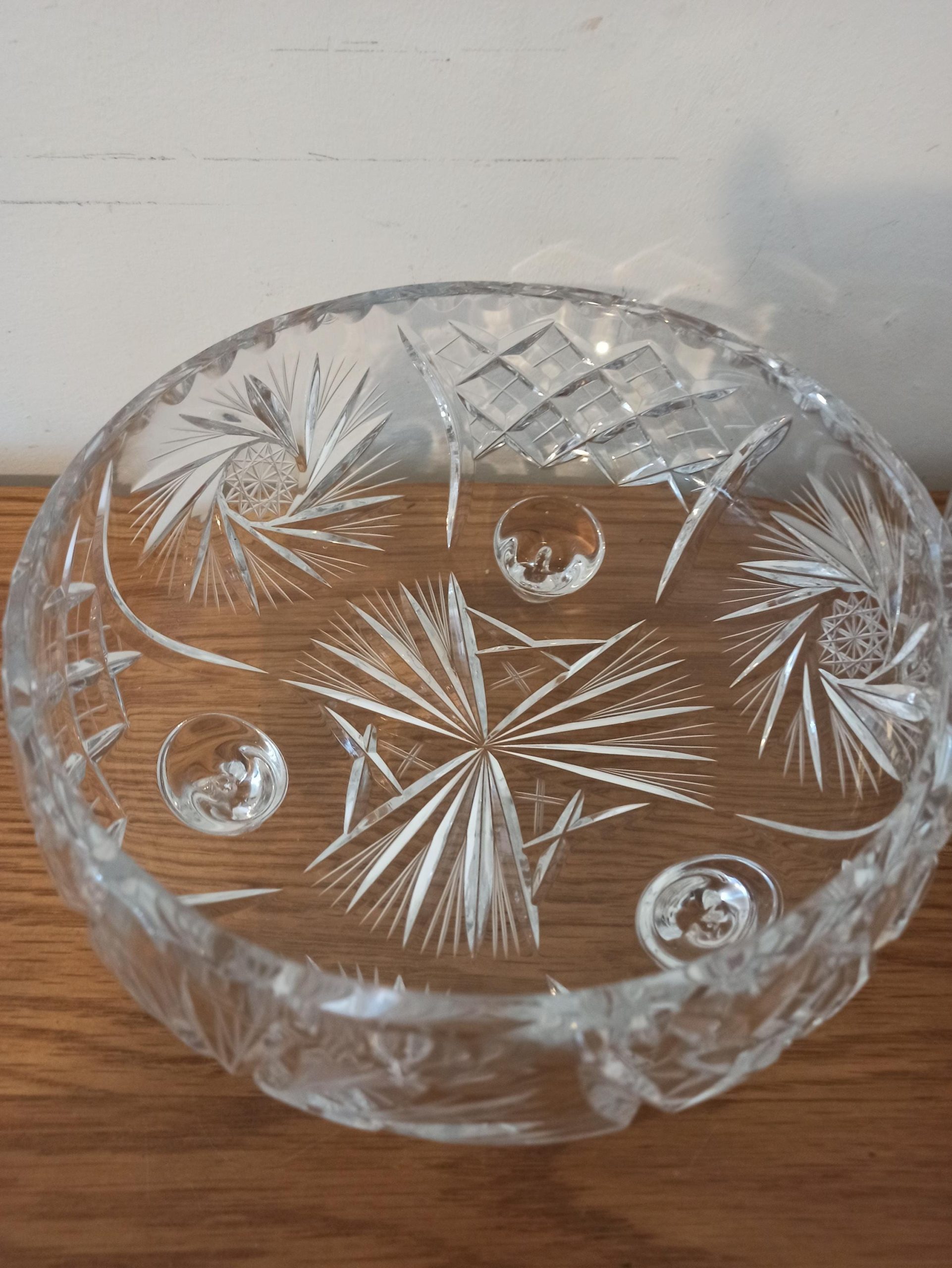 Vintage Lead Crystal Fruit Bowls. Very Good Condition. Heavy. - Image 3
