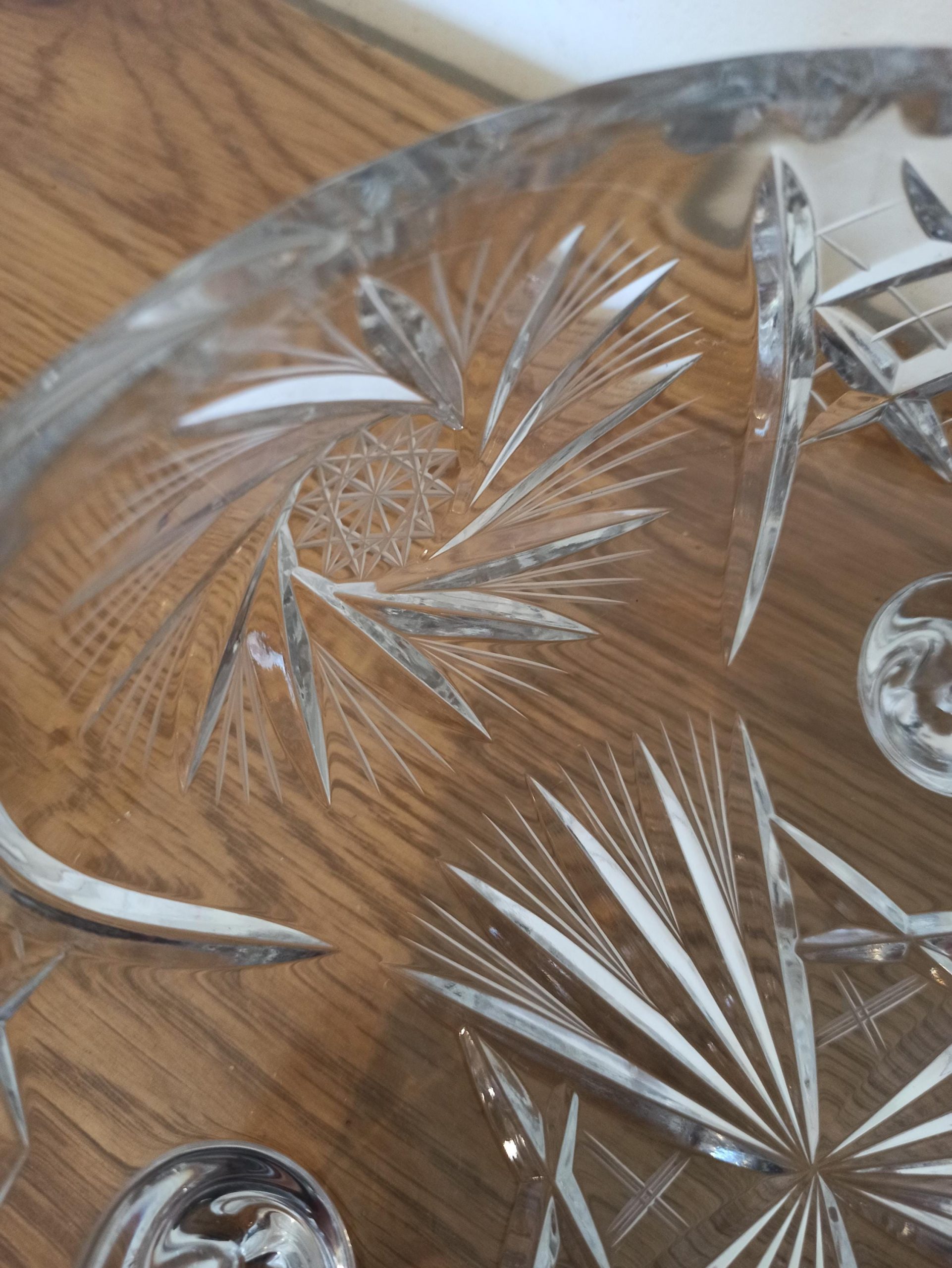 Vintage Lead Crystal Fruit Bowls. Very Good Condition. Heavy. - Image 5
