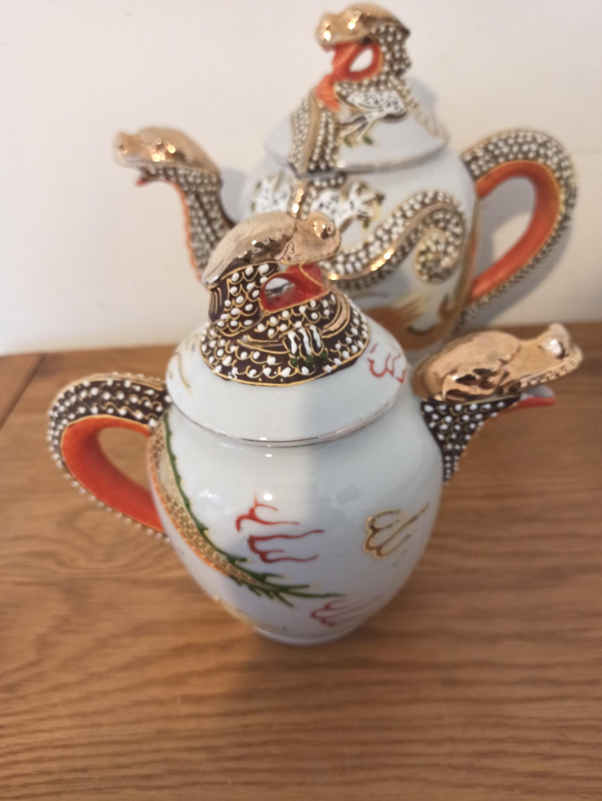 Japanese Dragon Teaset for Four. Porcelain. Very Good Condition. - Image 9