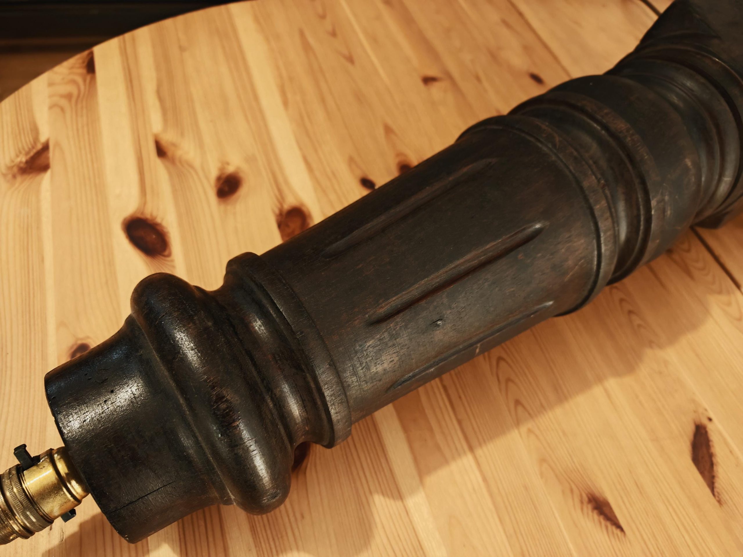 Very Large Handmade Lamp from Full Size Snooker Table Leg - 78cm. PAT tested. - Image 4