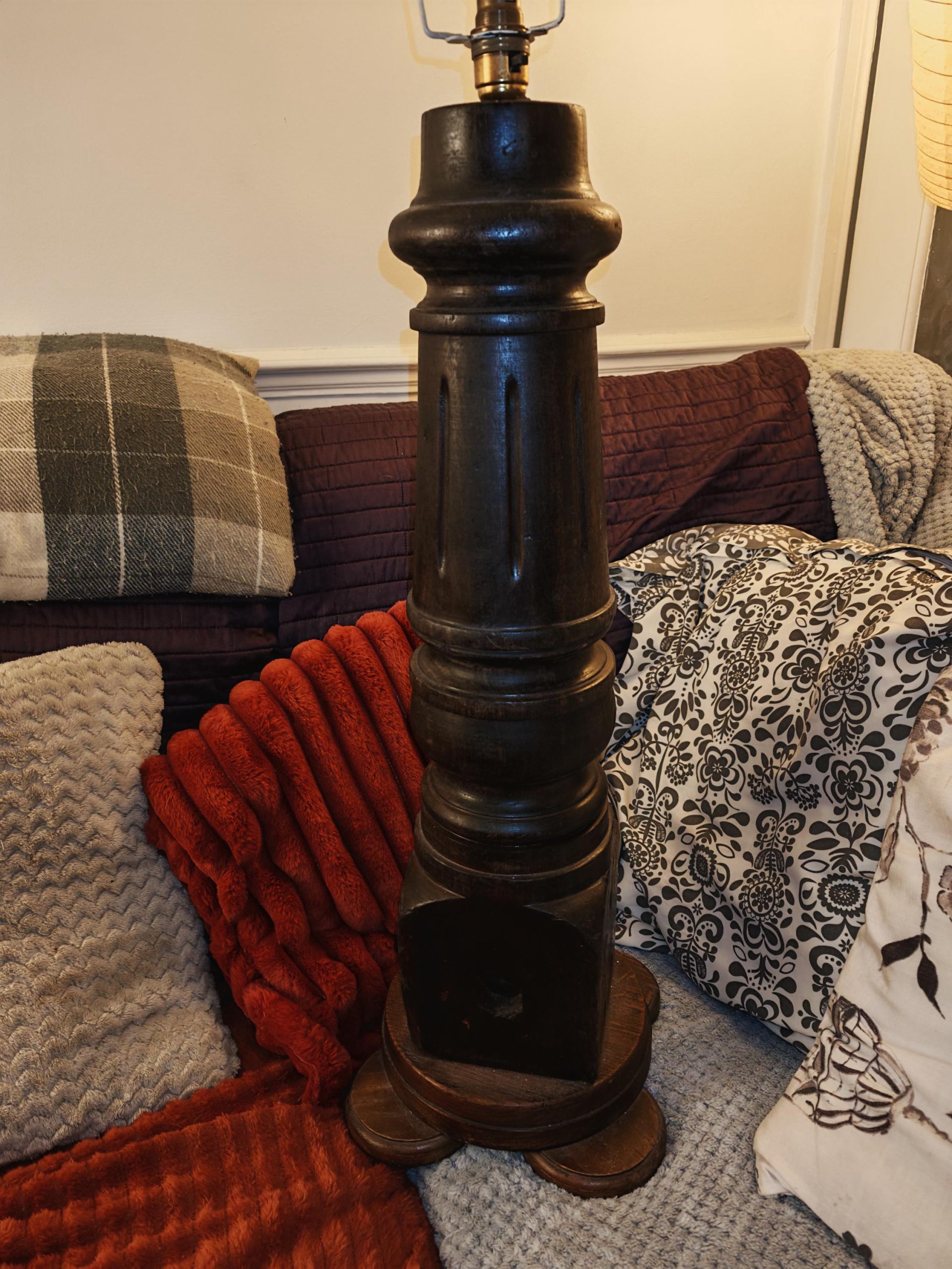 Very Large Handmade Lamp from Full Size Snooker Table Leg - 78cm. PAT tested. - Image 10