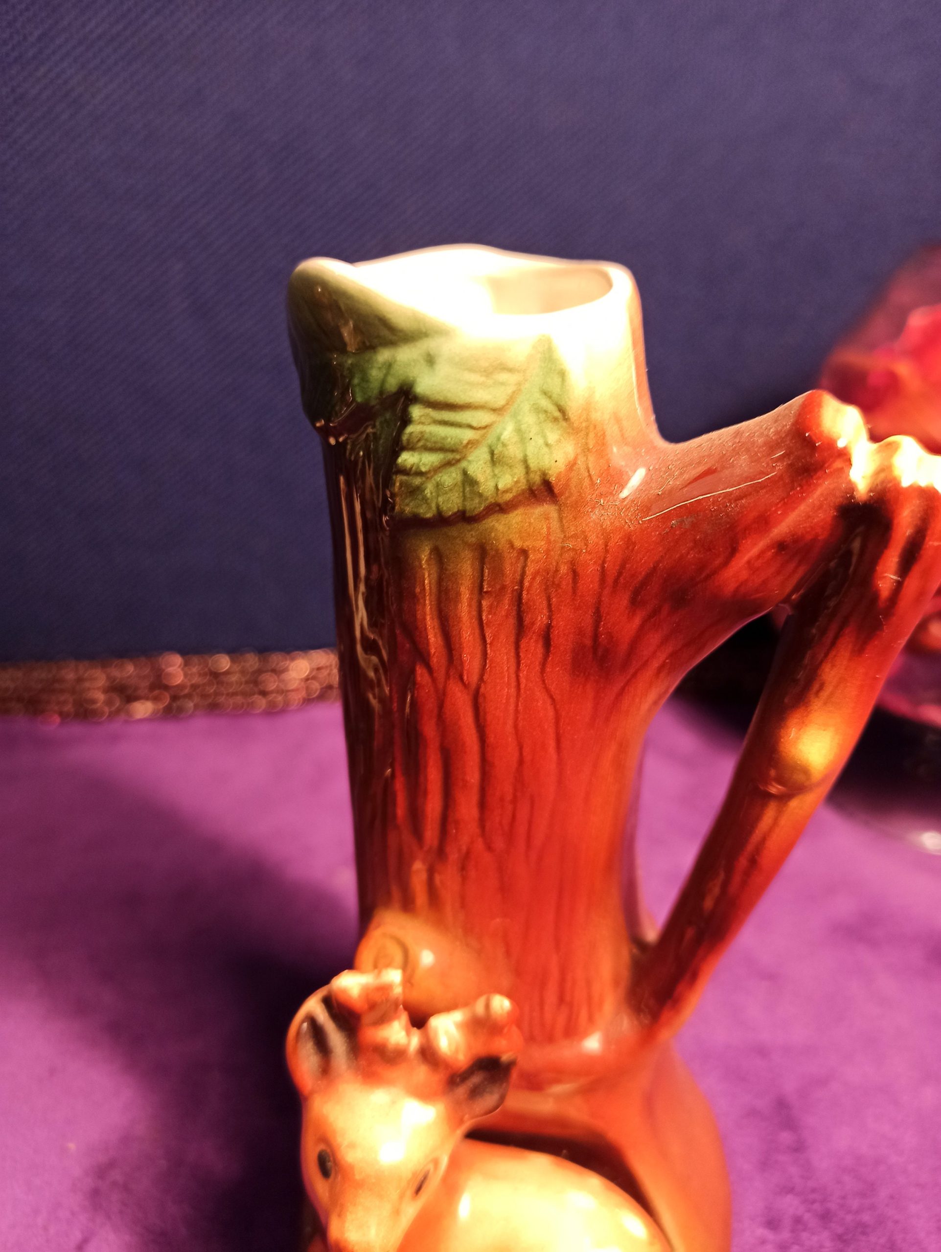 3 Vintage Withersea Posy Vases. Mother Deer and 2 Baby Deer's Sitting by Log. - Image 8