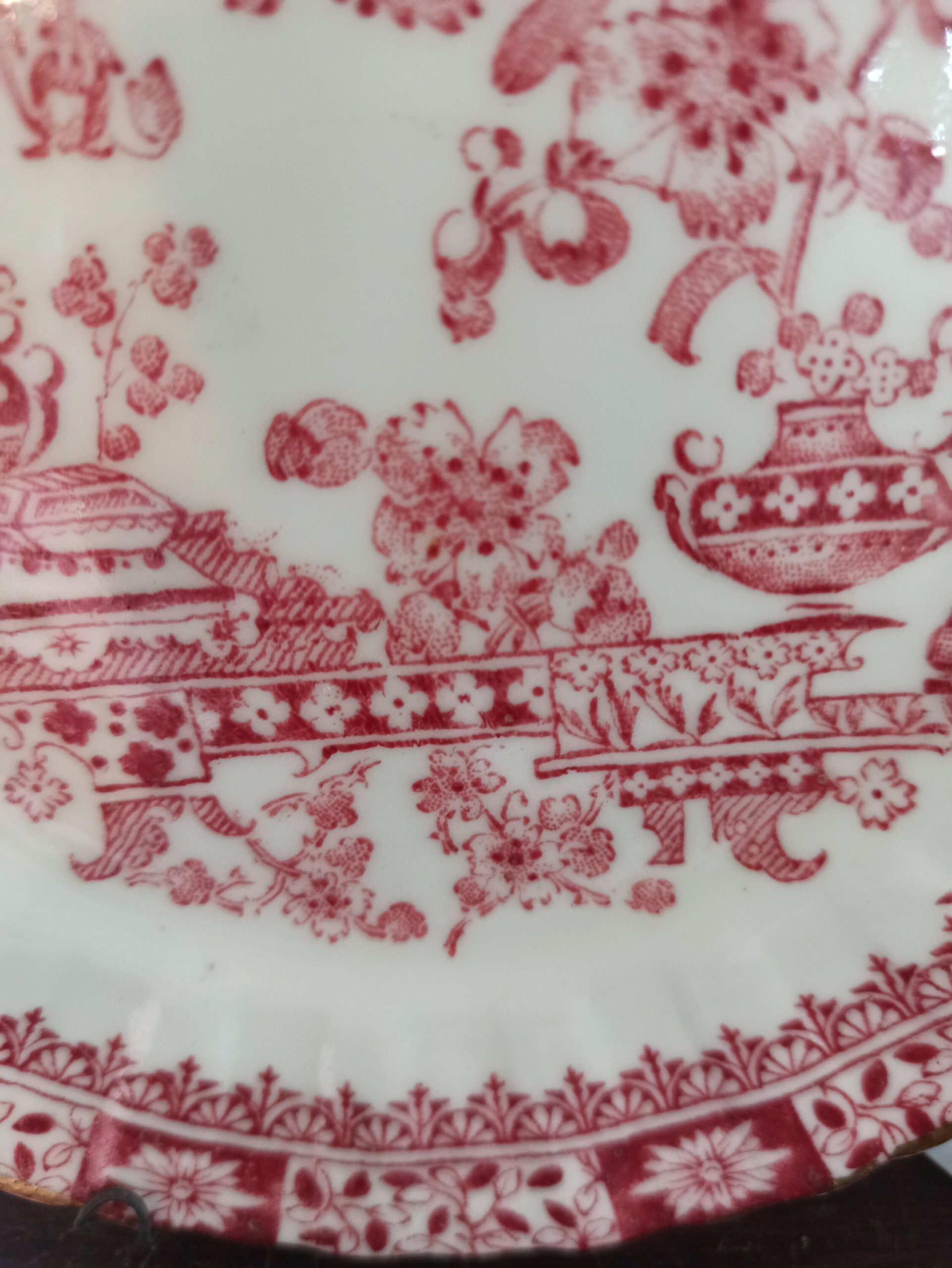 Willow Pattern Wall Plate. Red And White. Very Good Condition. - Image 6