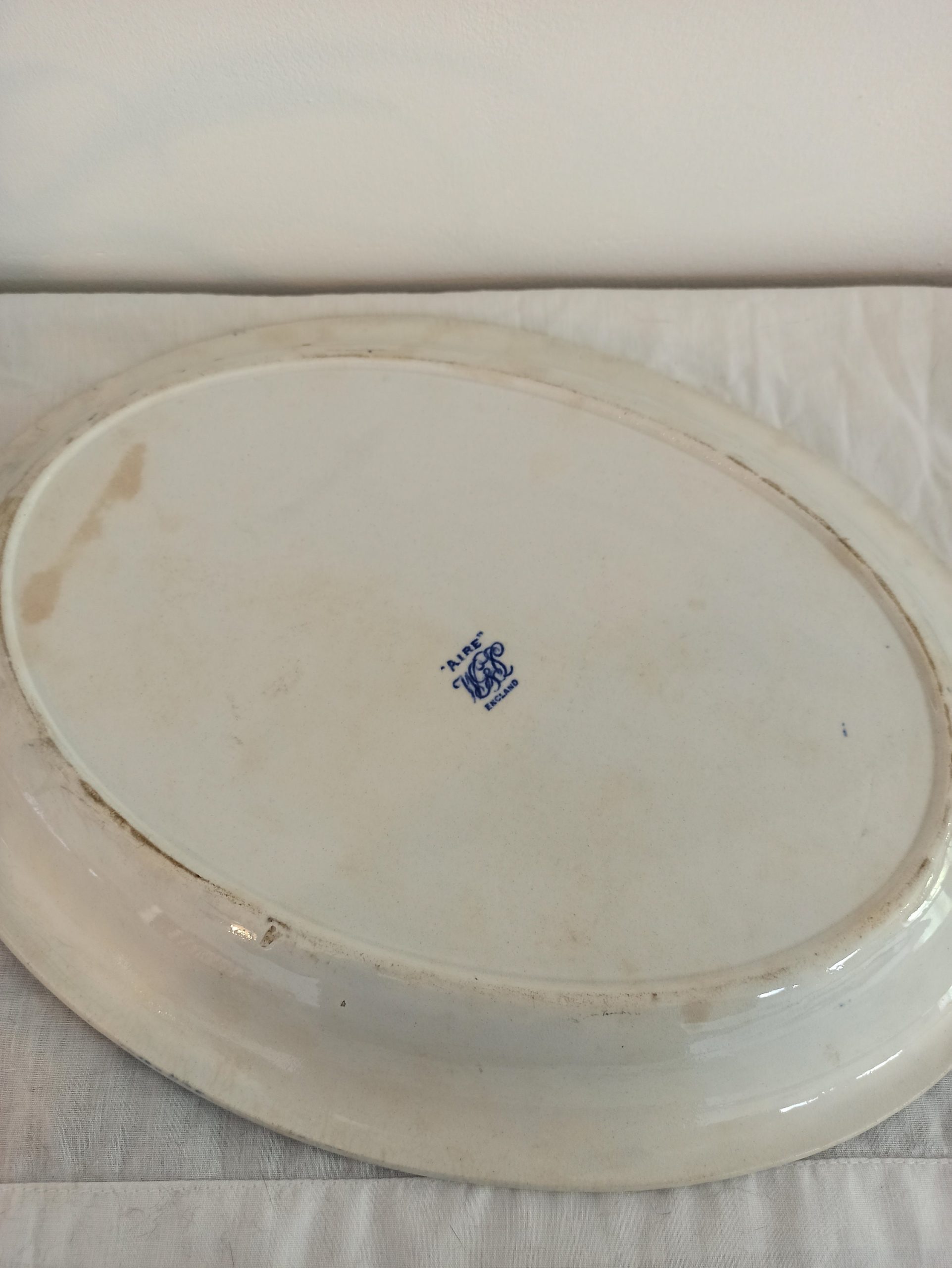 Antique Dinner Serving Set. Blue And White "Aire". Oval Meat Platter, Vegtable Tureen And Gravy/Sauce Boat. - Image 3