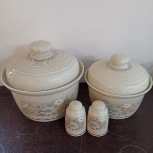 Retro Royal Doulton Cookware - 1977-1980 Excellent Condition. Lambethware. Florinda