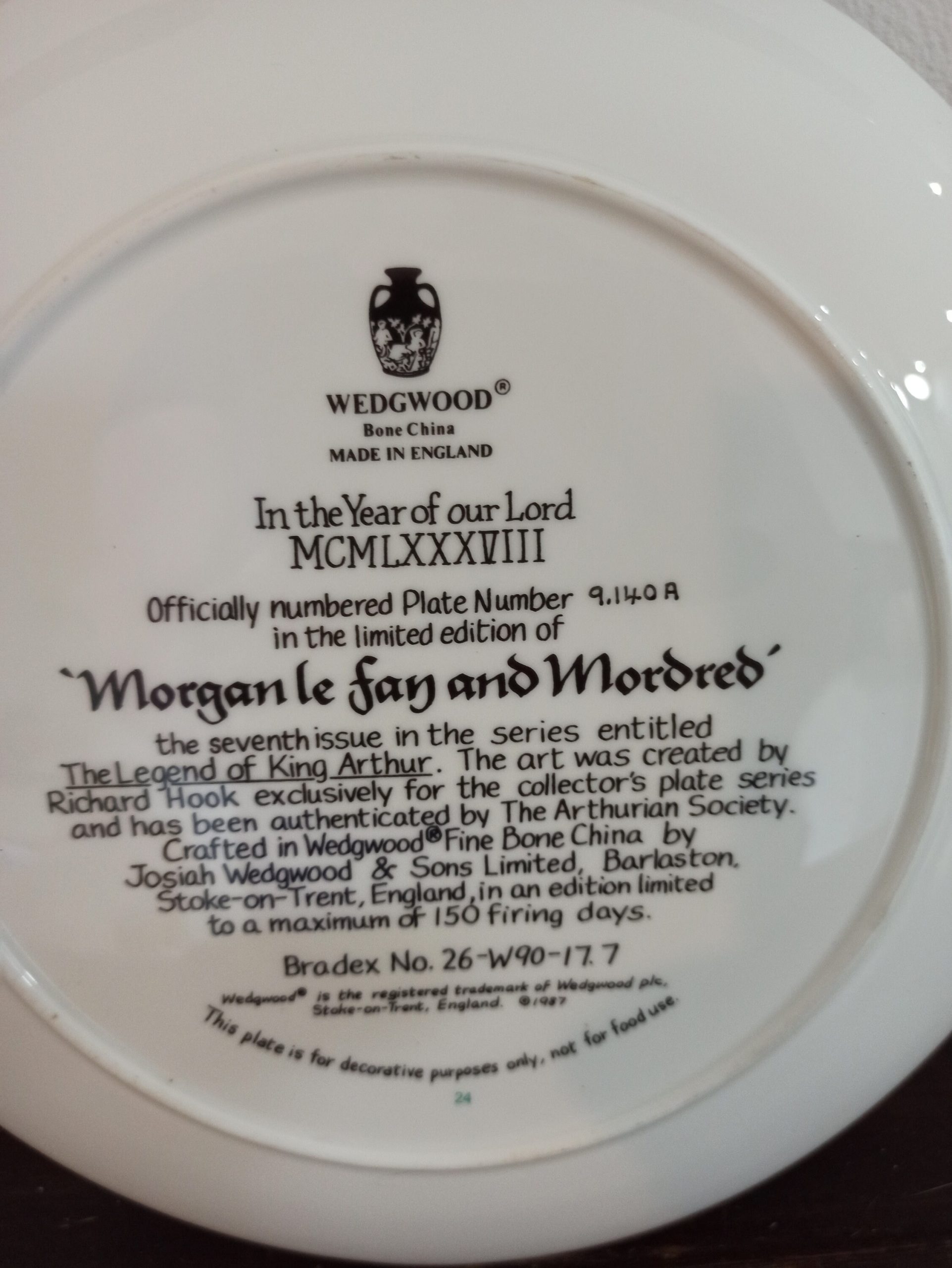 Wedgwood Collectors Plates. King Arthur. Excellent Condition. - Image 7
