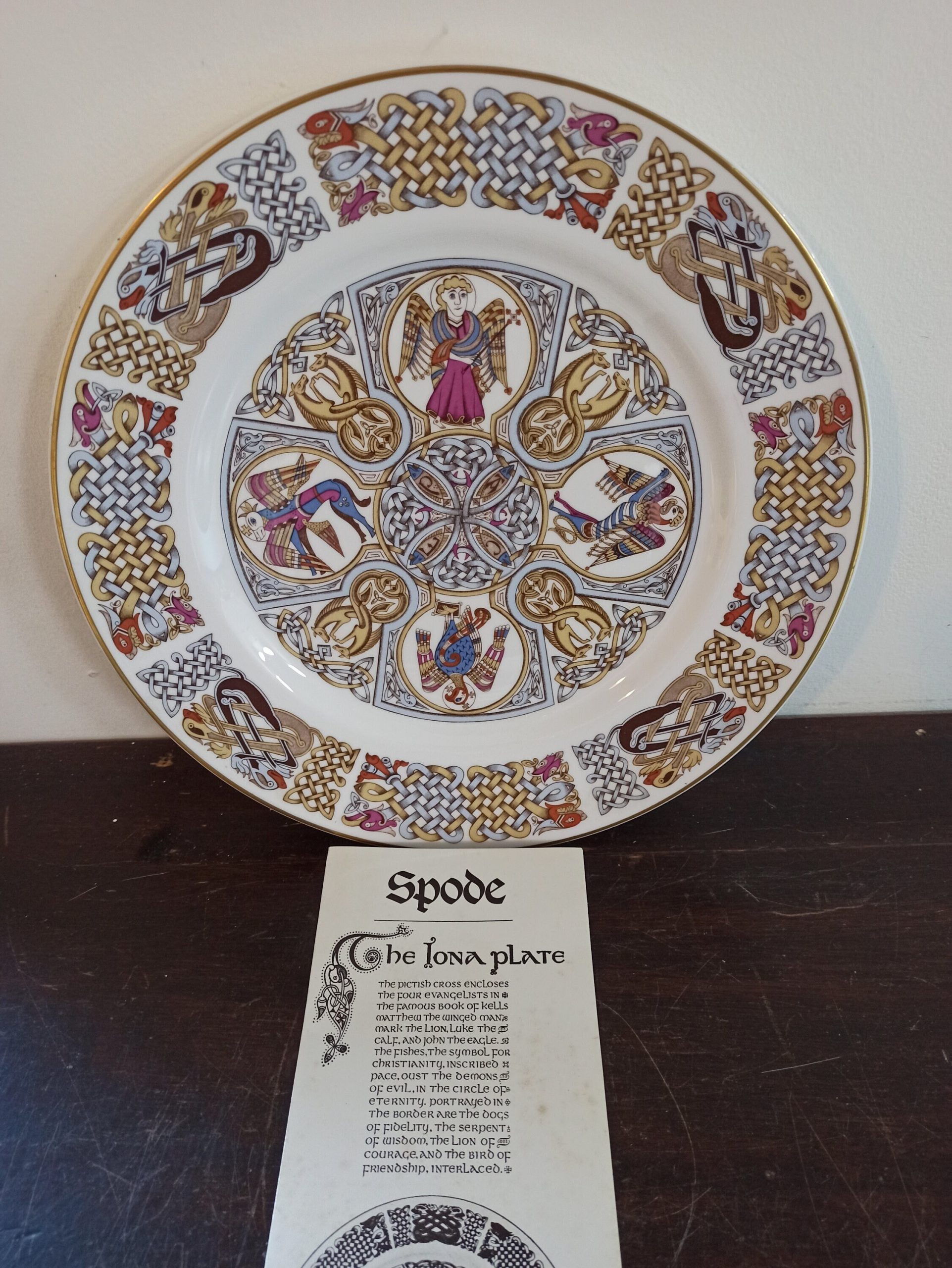 Spode Celtic Decorative Collectors Plates. Good Overall Condition