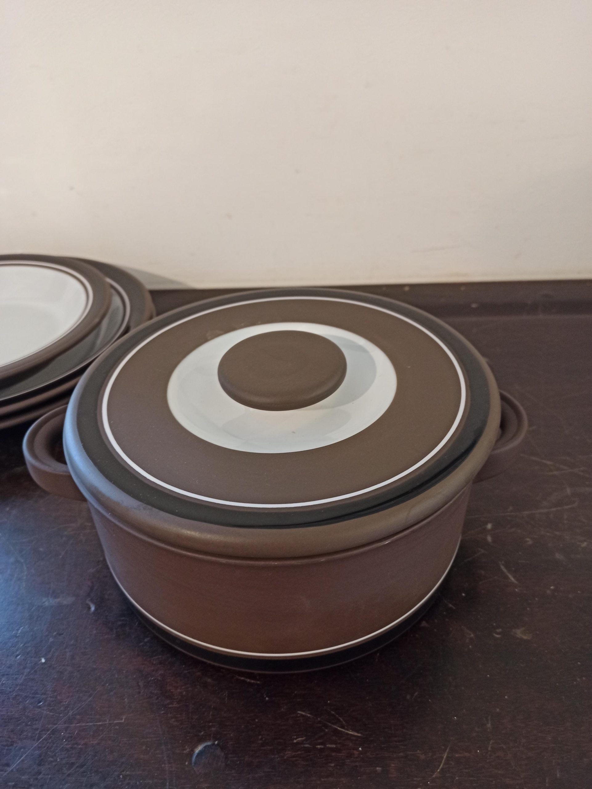 Hornsea Contrast Table Ware. Lidded Tureen, Dinner Plates, Soup/Dessert Bowl. - Image 3