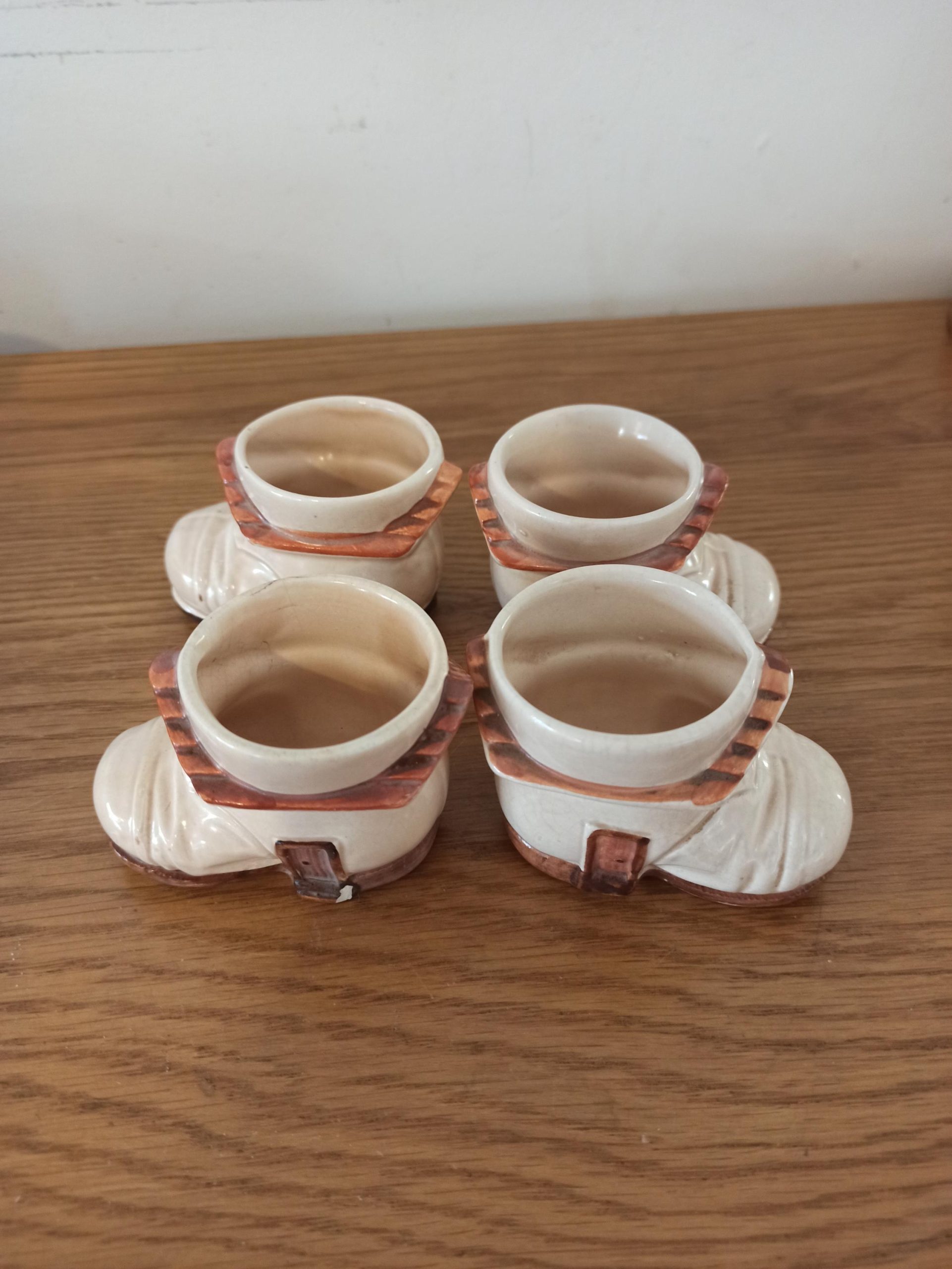 Vintage Cottage Ware. Lidded Sugar Bowl, Milk Jug, Egg Cups. - Image 14